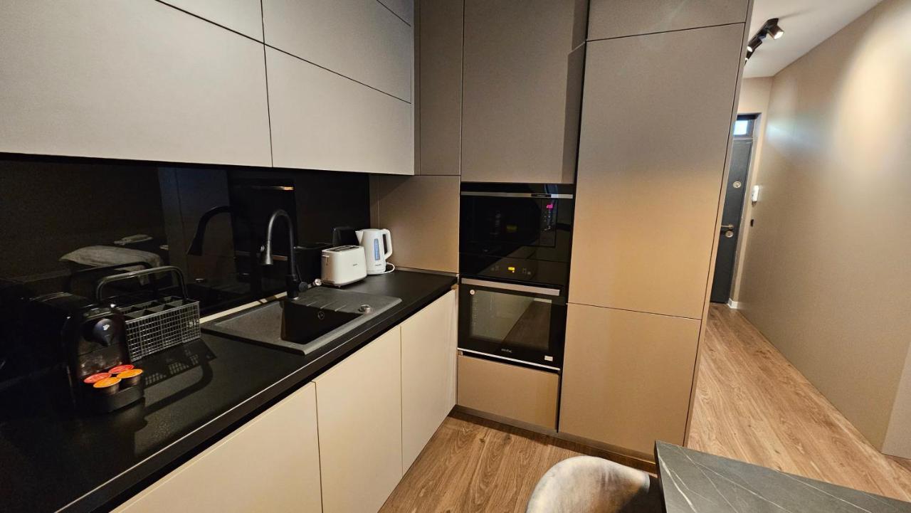 Deluxe Cozy Studios On Central M Eminescu Street #เตอร์กู-มูเรช ภายนอก รูปภาพ