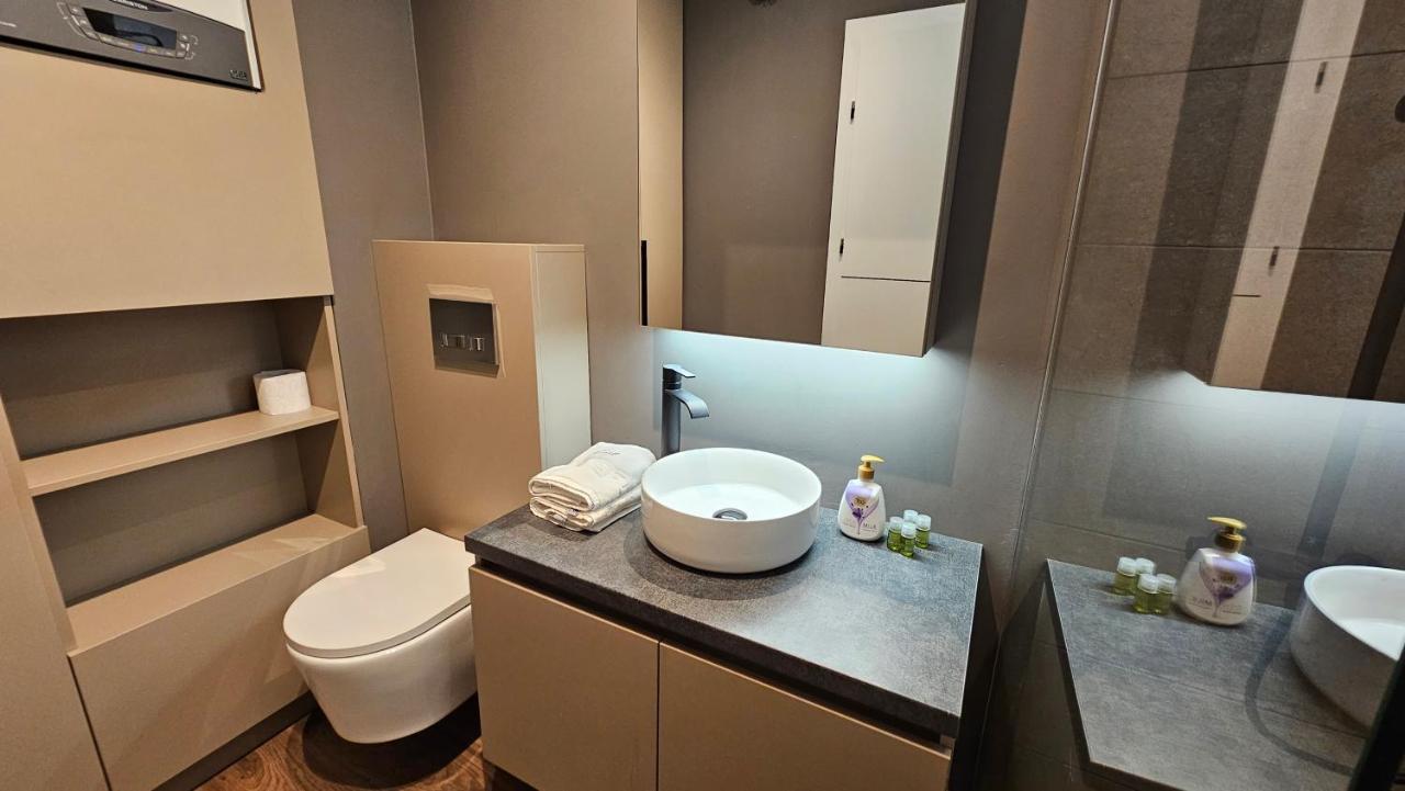 Deluxe Cozy Studios On Central M Eminescu Street #เตอร์กู-มูเรช ภายนอก รูปภาพ